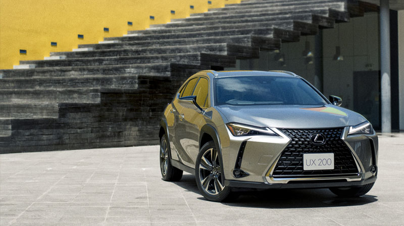 CHIC AND INNOVATIVE LEXUS UX 200 TO DEBUT SOON